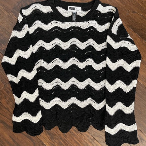 Size medium Beach Riot Beach Sweater - Picture 4 of 6